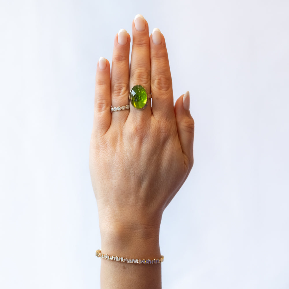 Joy Jewelers Peridot Class Ring Fantasia Class Ring 14kt White Gold