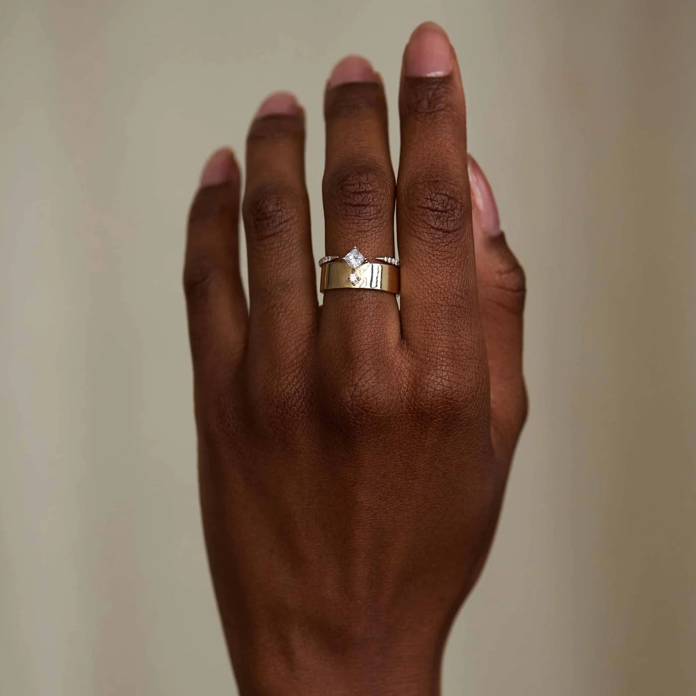 Micropavé Diamond Open Slice Band