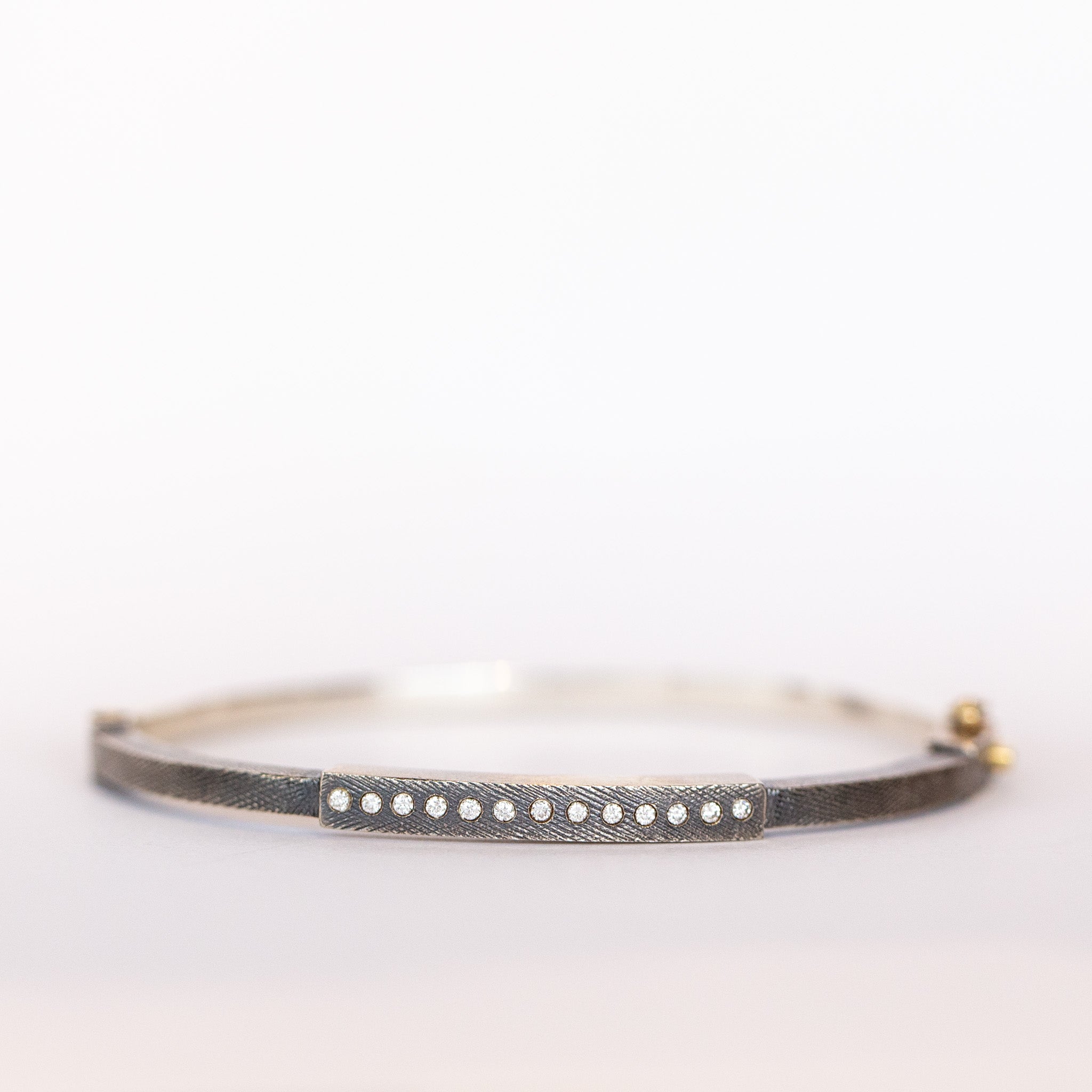 Diana 2.5mm Bangle