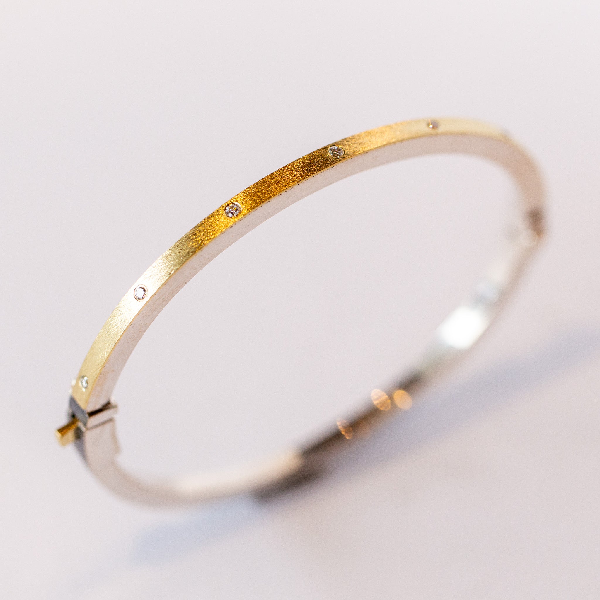 Orly 2.5mm Diamond Bangle