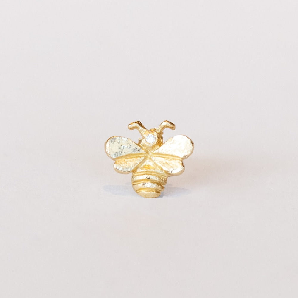 Victoria Cunningham | Bee Stud Earring with Diamond (Single)