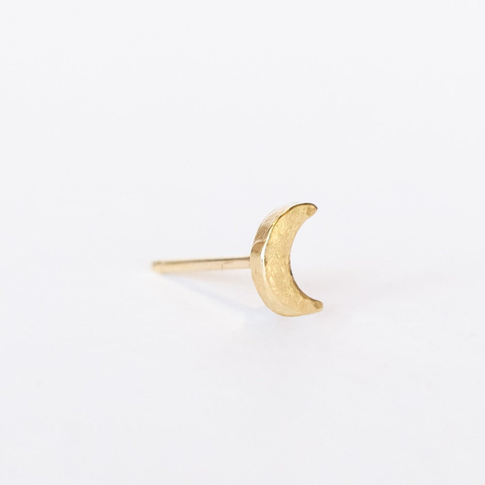 Victoria Cunningham | Moon Stud Earring (Single)