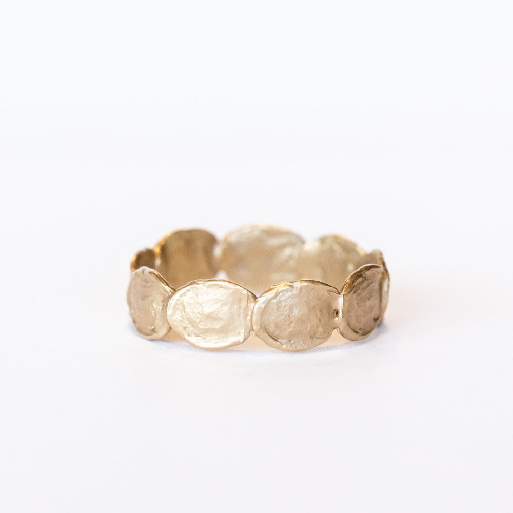 Victoria Cunningham | Large Circle Flakes Band