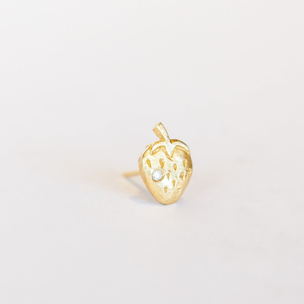 Victoria Cunningham | Strawberry Stud Earring with Diamond (Single)