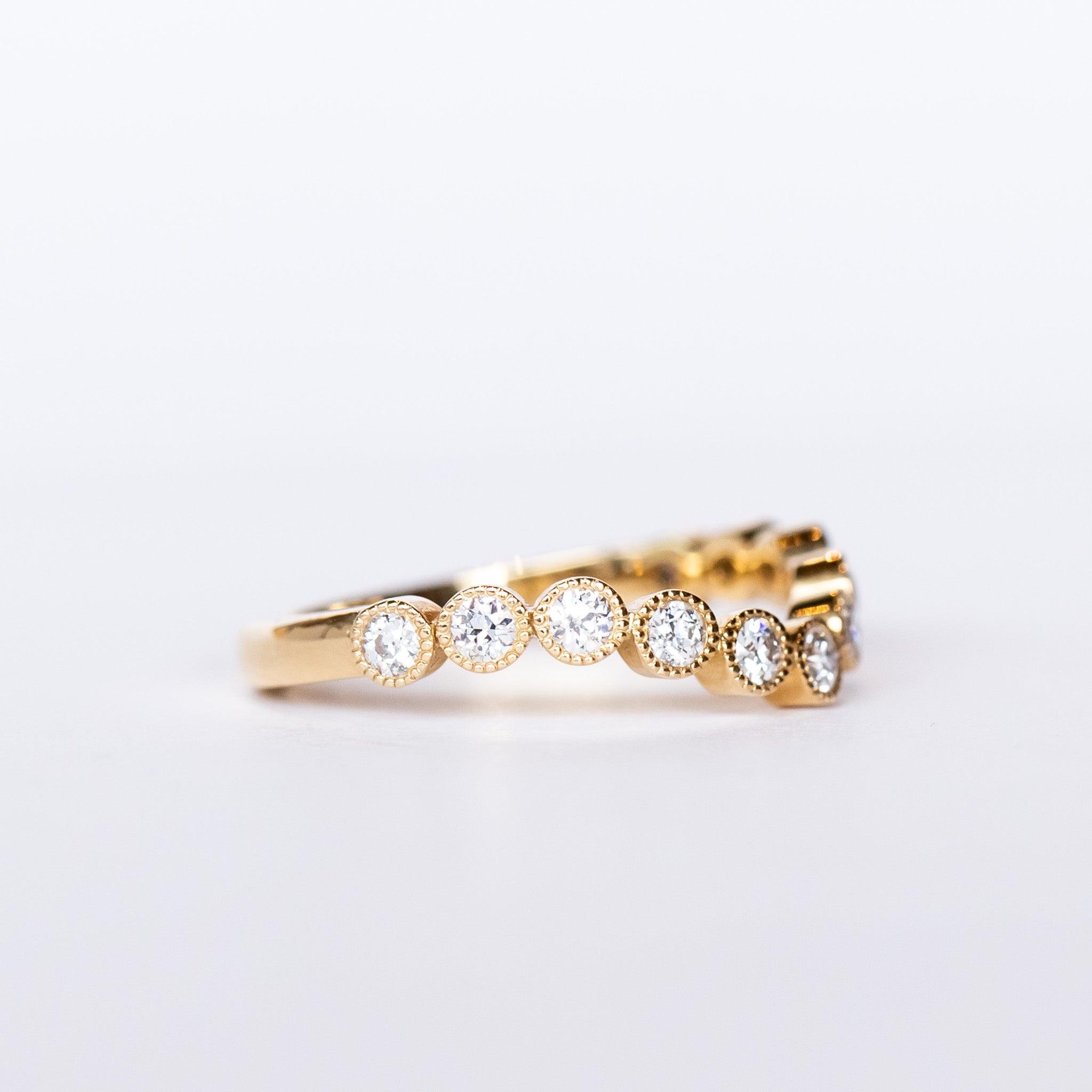 Single Stone | Curved Gabby Contour Band