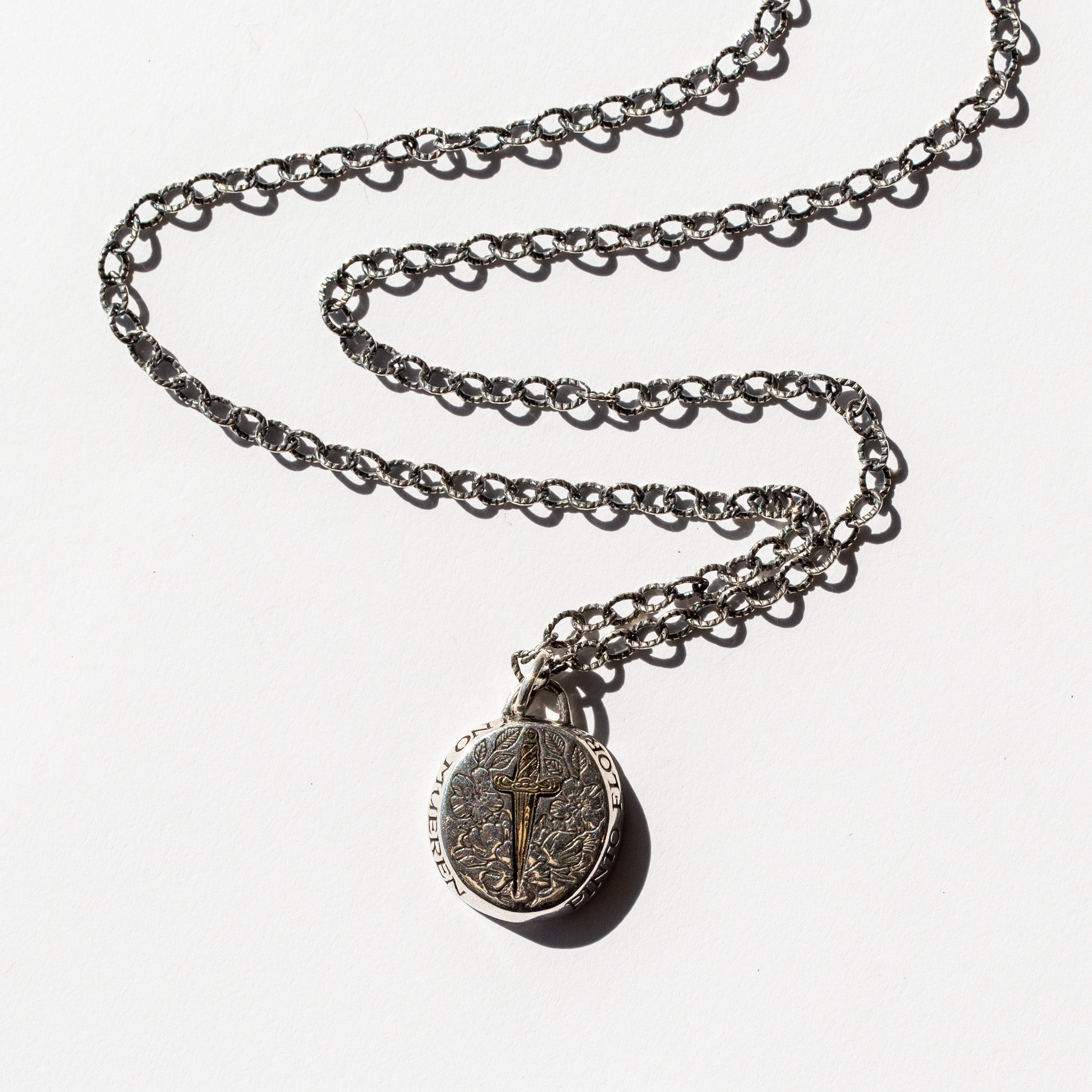 Kahlo Signet Necklace