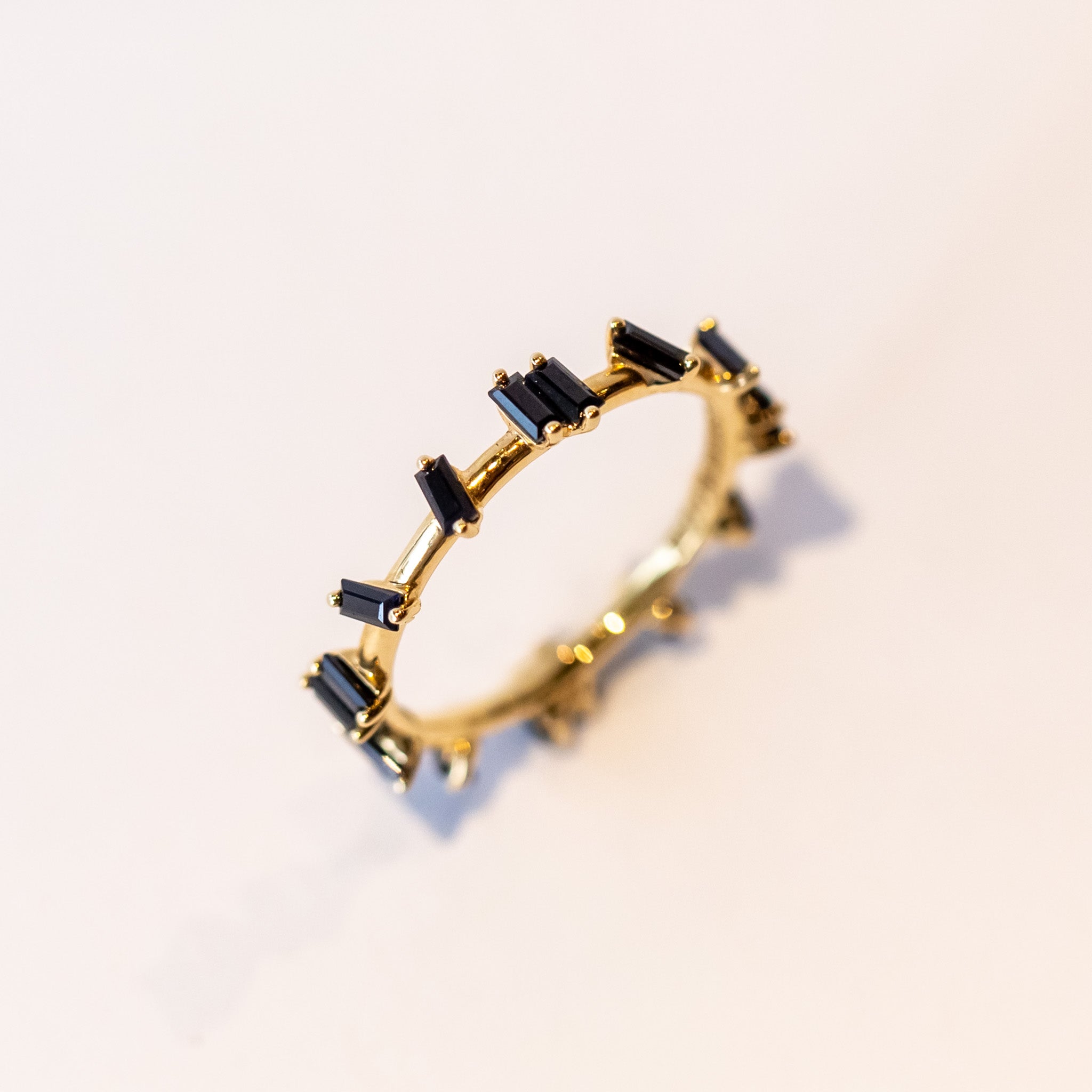 Suzanne Kalan | 18k Barbwire Black Sapphire Eternity Band