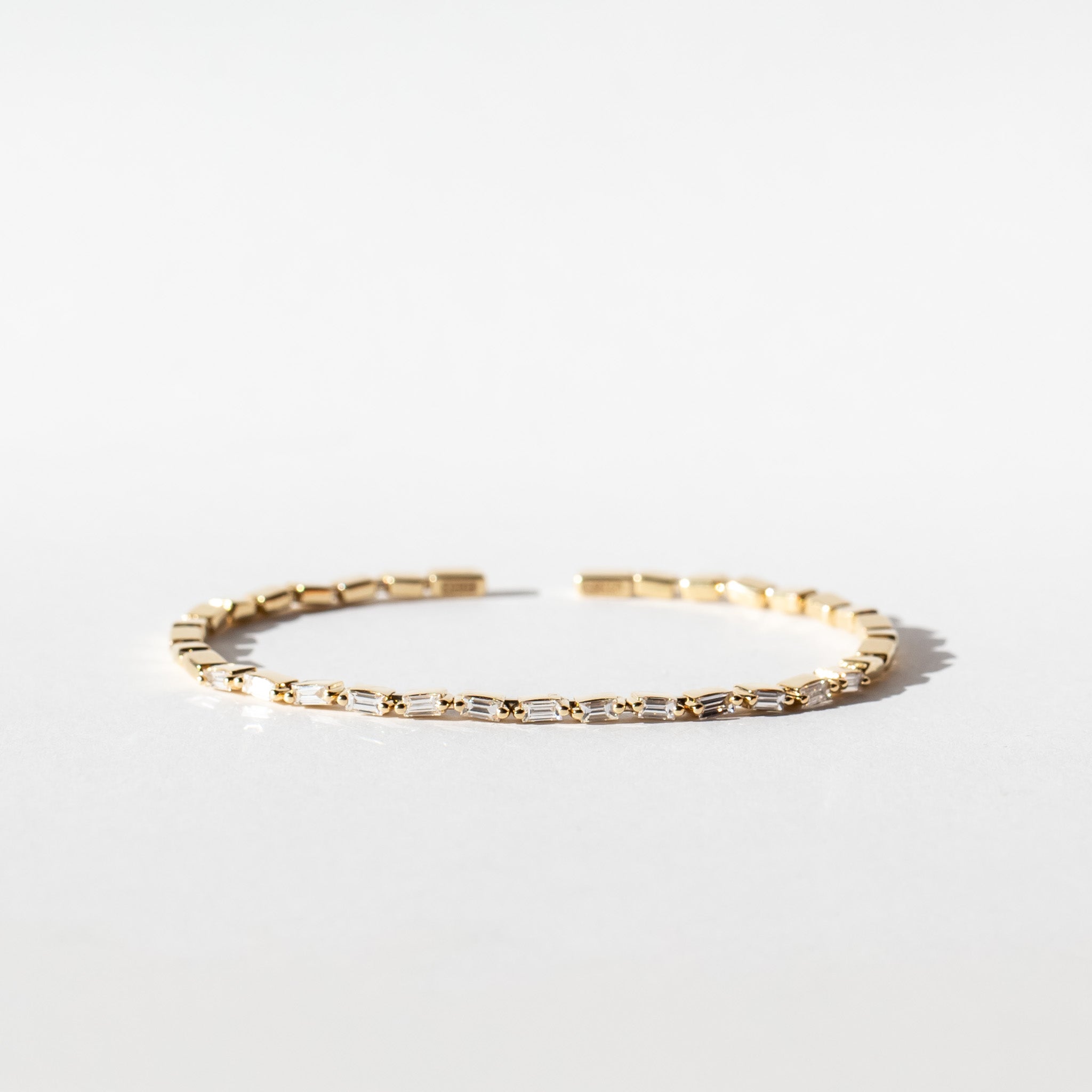 Suzanne Kalan | 18k Bold Thin Diamond Bangle