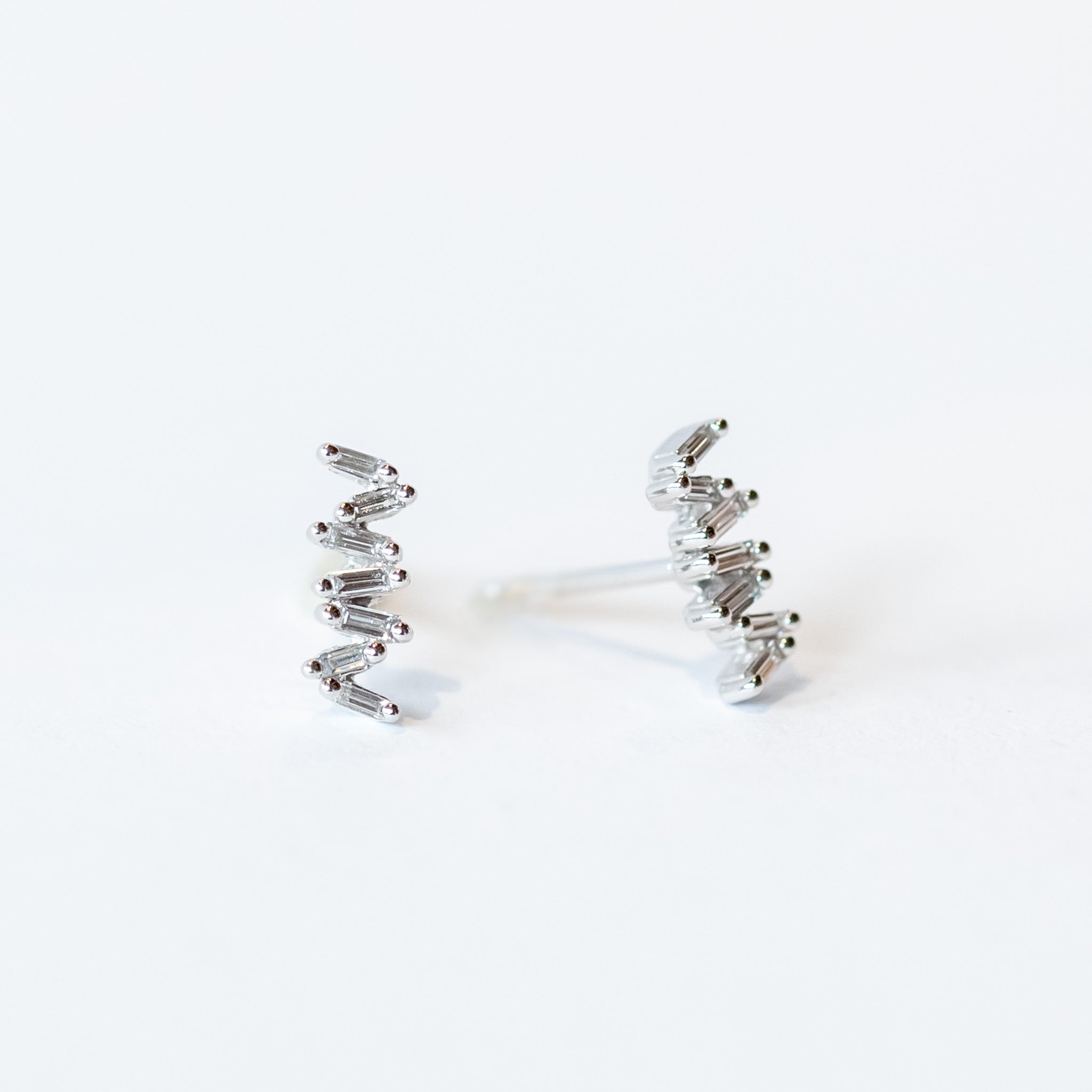 Suzanne Kalan | 18k Classic Fireworks Diamond Stud Earrings