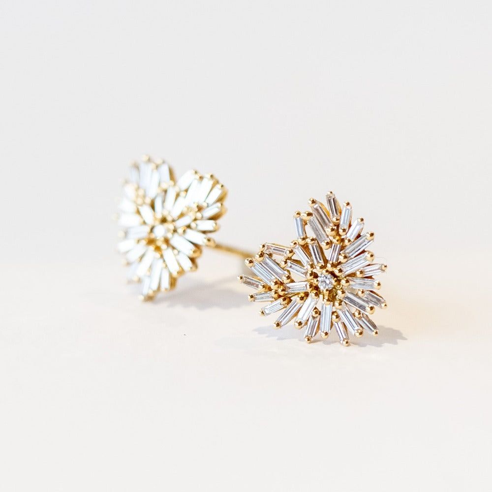 Suzanne Kalan | 18k Small Diamond Heart Stud Earrings