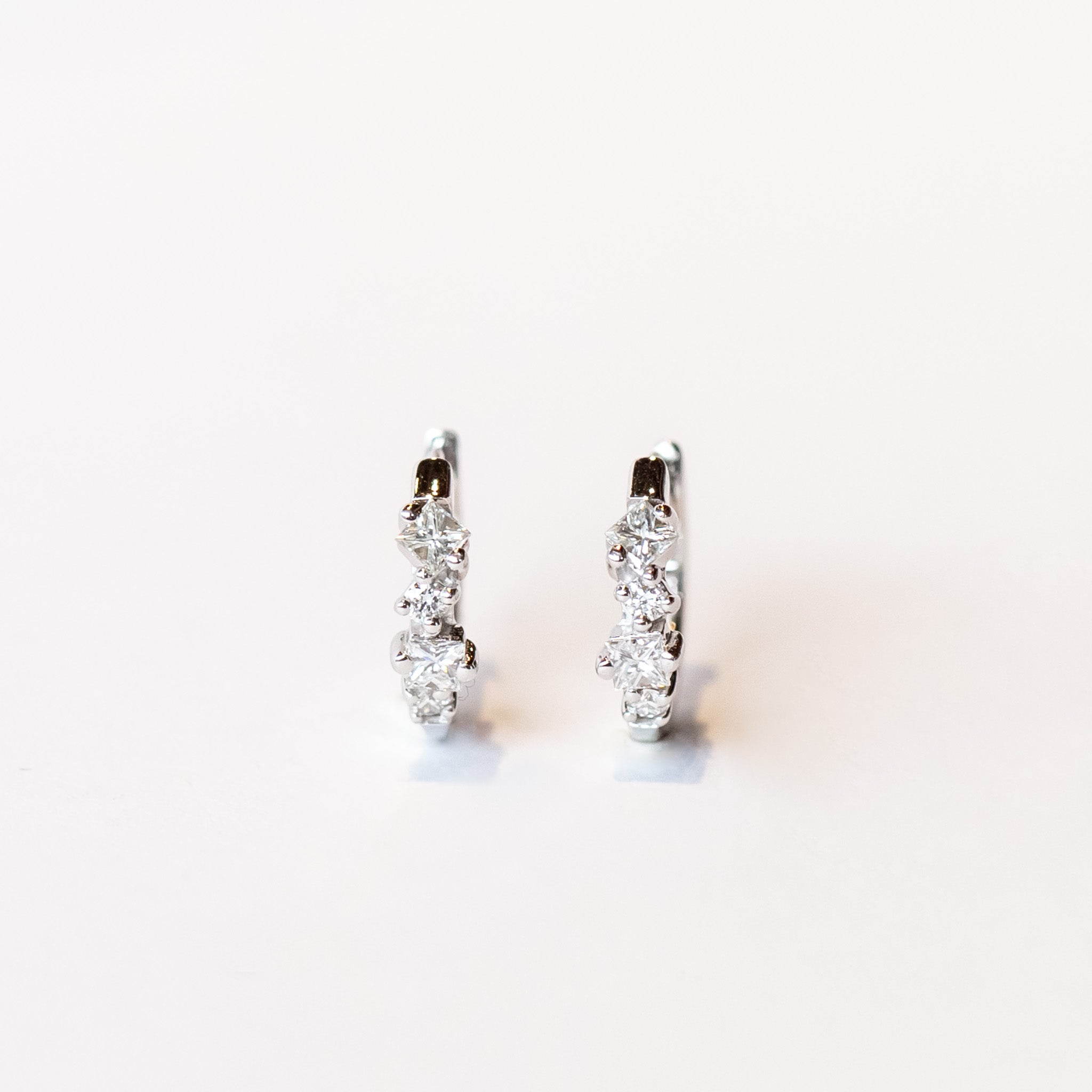 Suzanne Kalan | 18k Princess Diamond Mix Huggie Hoop Earrings