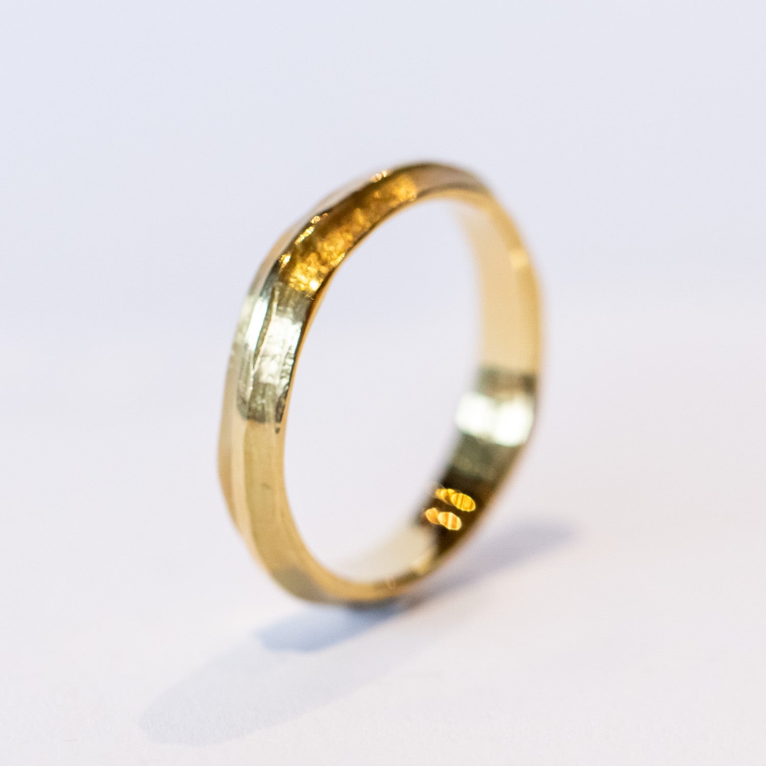 Satomi Kawakita | 4.3mm Ridged Peak Band