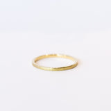 Satomi Kawakita | 1.5mm Rough Textured Square Band