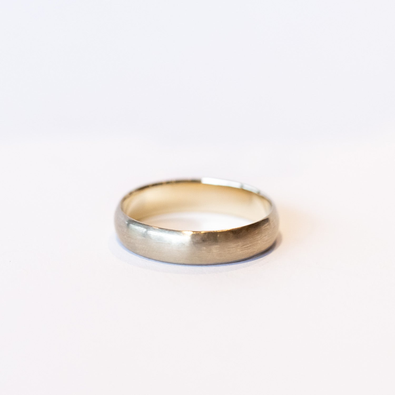 Satomi Kawakita | 4.3mm Rounded Bare Band