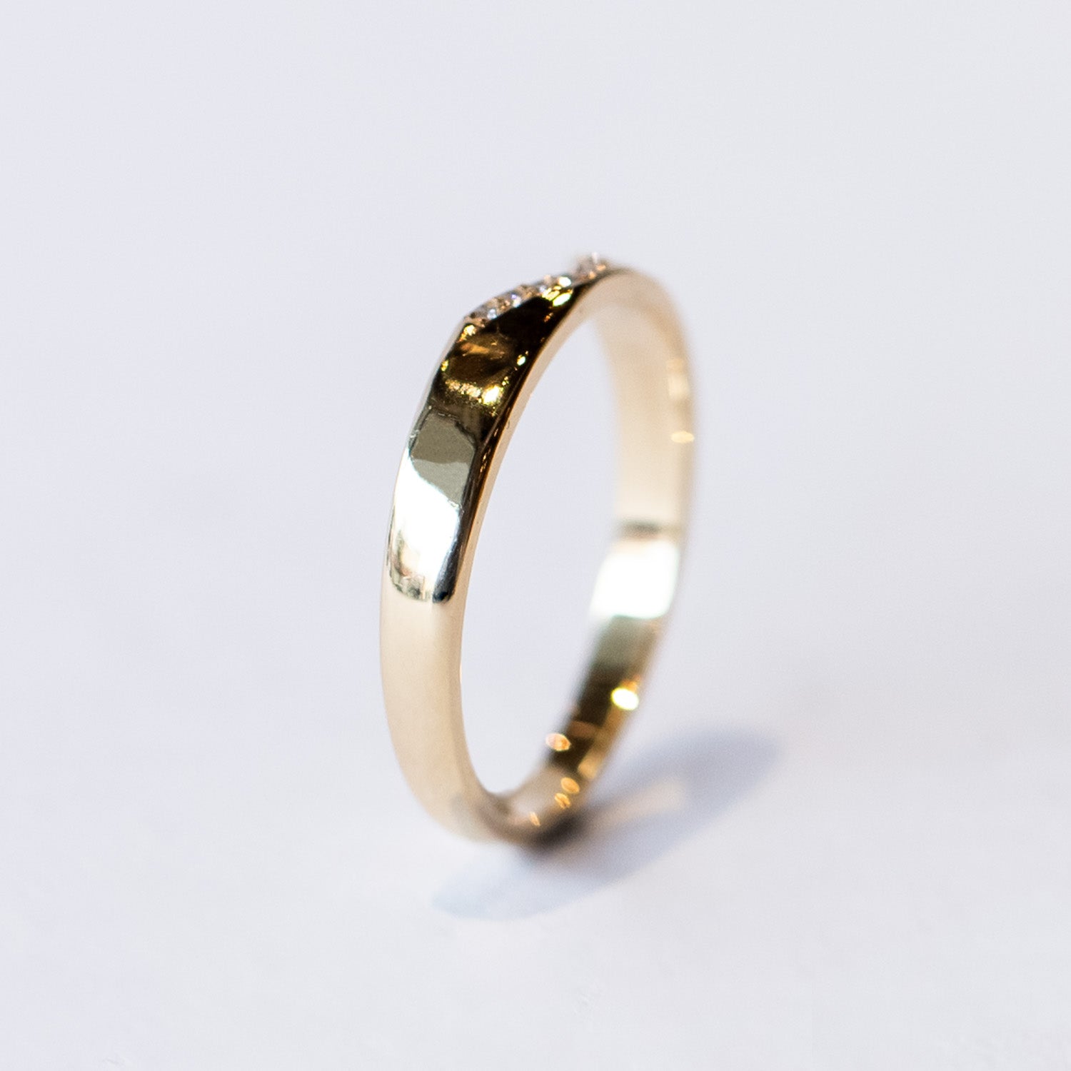 Notch Diamond Contour Band