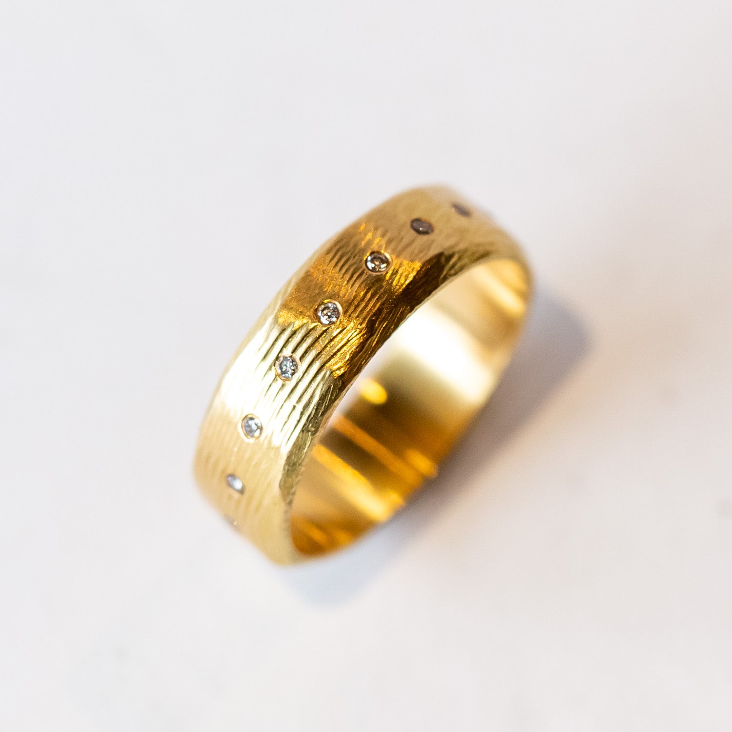 Wide Diamond Cigar Band