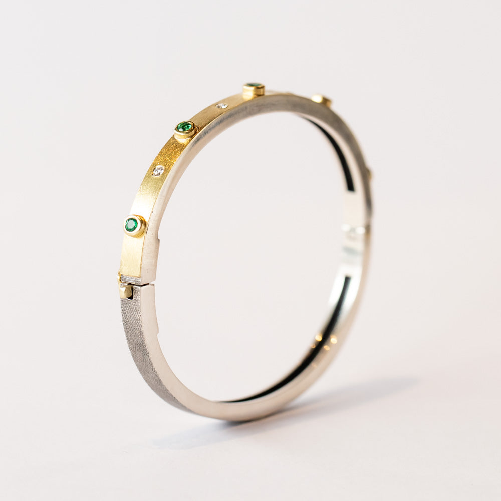 Junia 4mm Emerald and Diamond Bangle