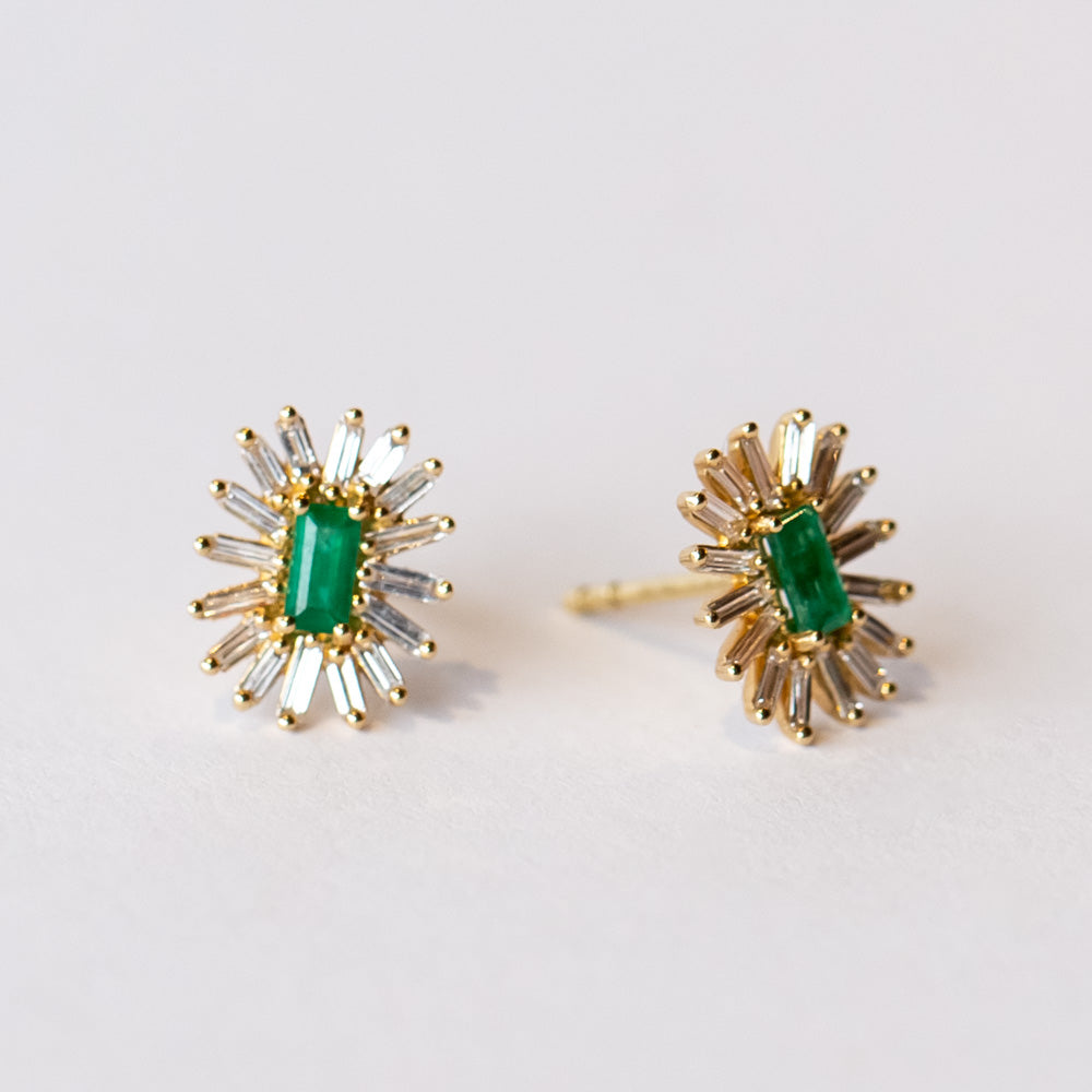Suzanne Kalan | 18k Bold Spark Diamond and Emerald Stud Earrings