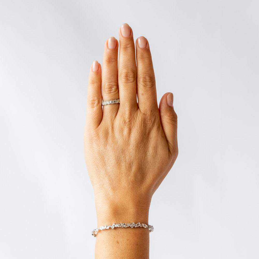 Suzanne Kalan | 18k Classic Diamond Fireworks Eternity Band
