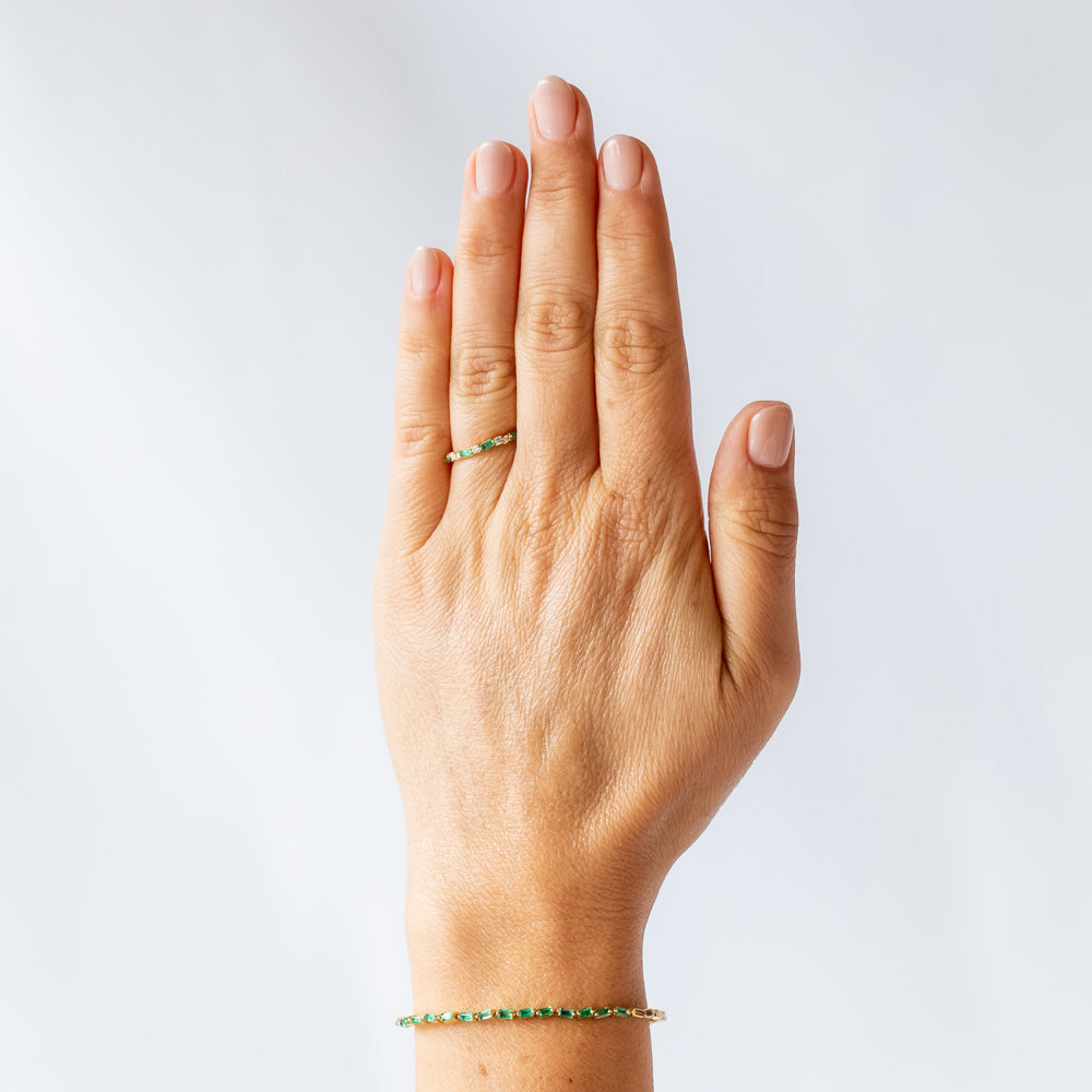 Suzanne Kalan | 18k Emerald Thin Mix Half Band