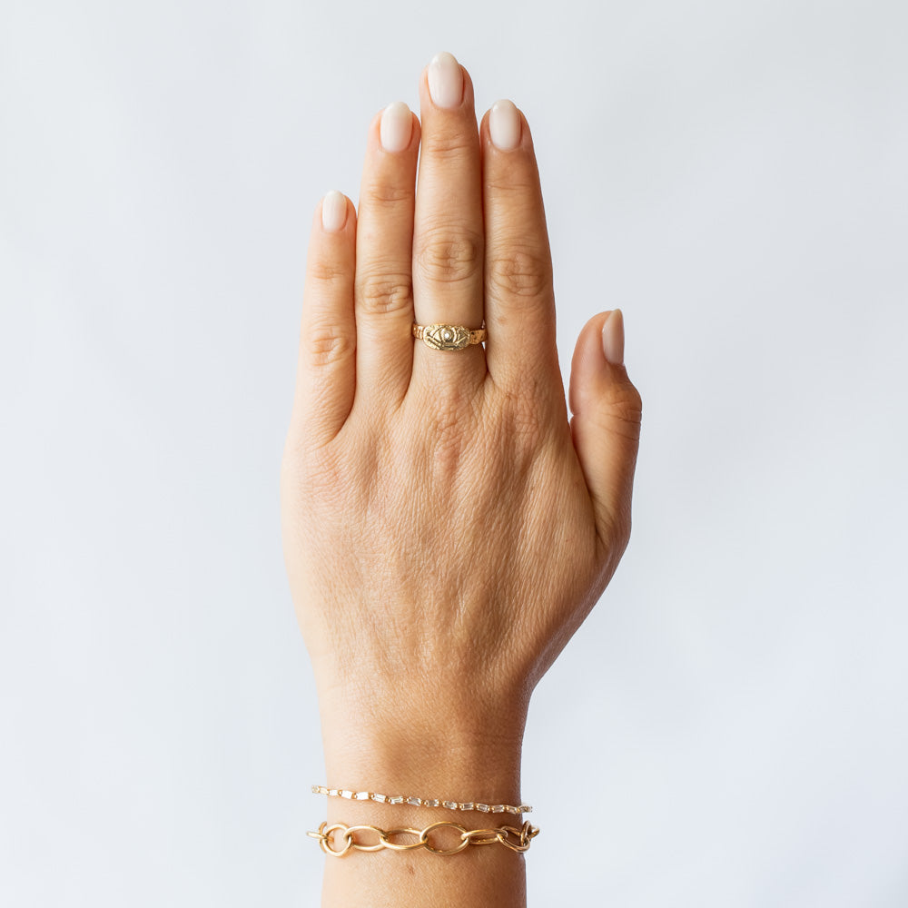 Eye of the Divine Ring