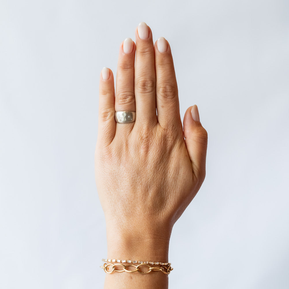 Sarah McGuire | Aurora Half Sleeve Scattered Diamond Ring