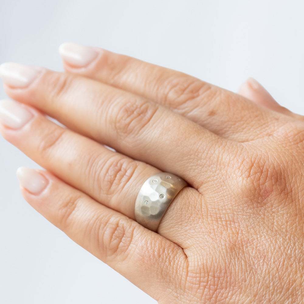 Sarah McGuire | Aurora Half Sleeve Scattered Diamond Ring