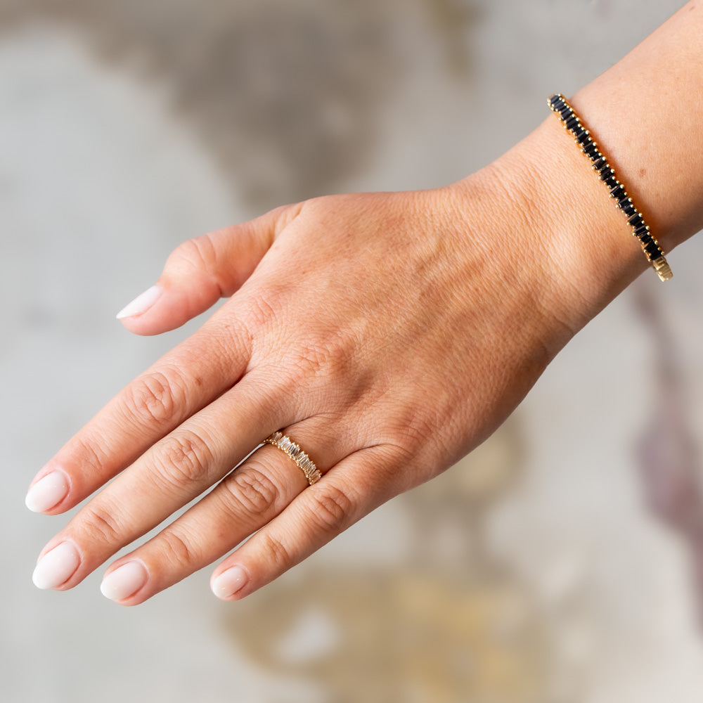Suzanne Kalan | 18k Black Sapphire Reborn Bangle