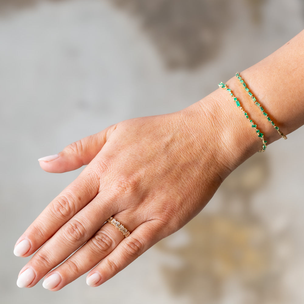 Suzanne Kalan | 18k Emerald Baguette Bangle