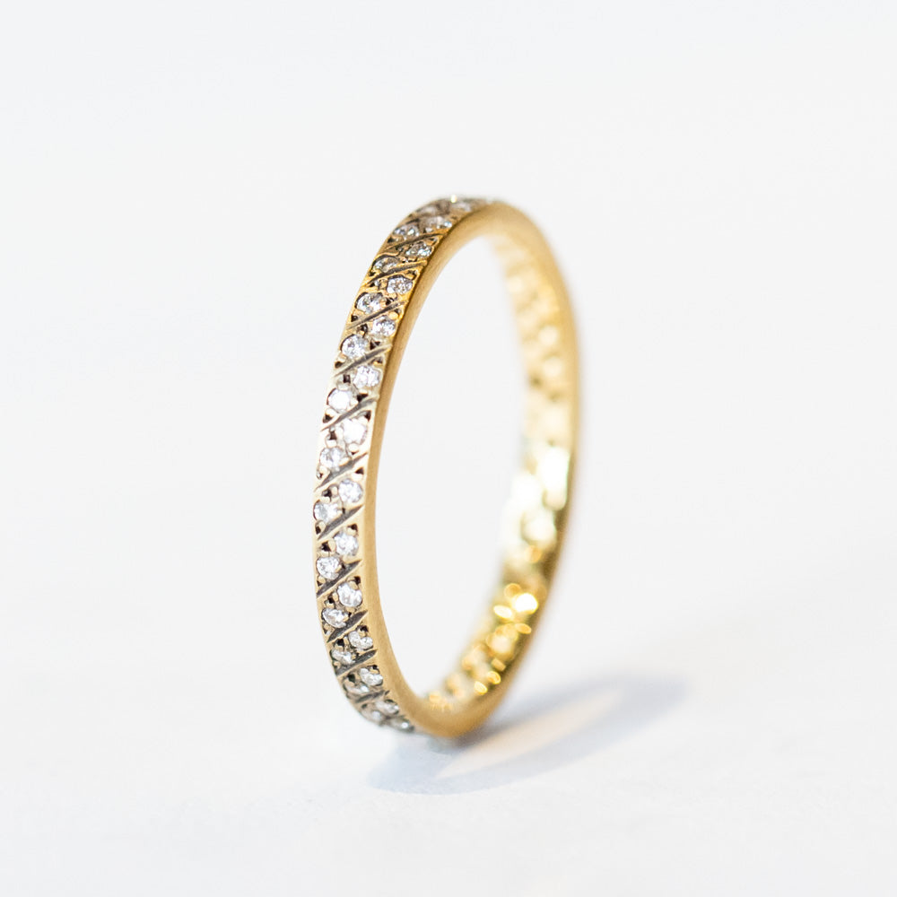 Satomi Kawakita | Diagonal Antiqued Diamond Band
