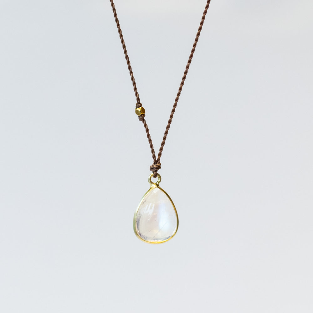 Smooth Teardrop Rainbow Moonstone Necklace