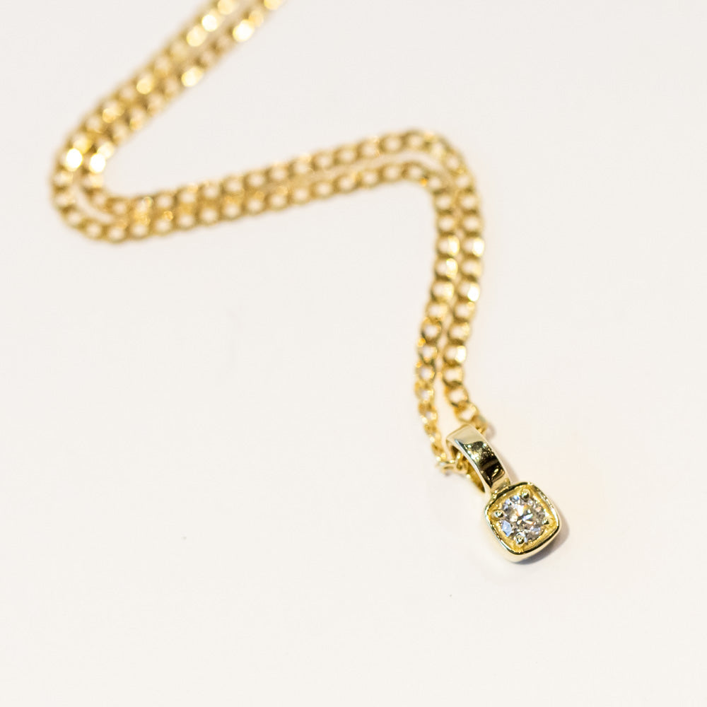 Grande Diamond Ace Necklace