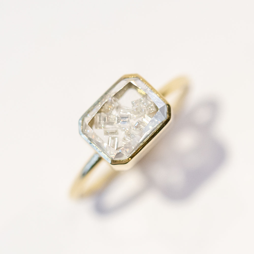 Esmeralda Diamond Ring