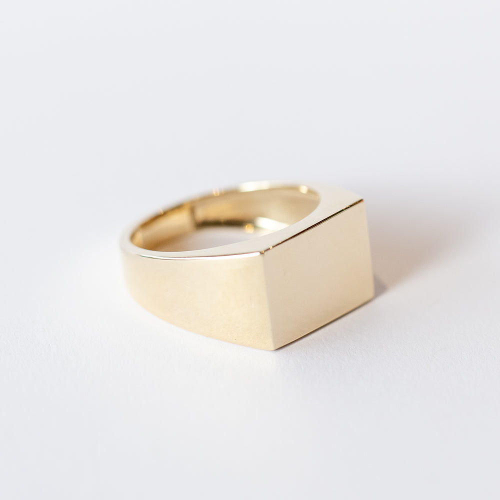 Noble Signet Ring (Blank)