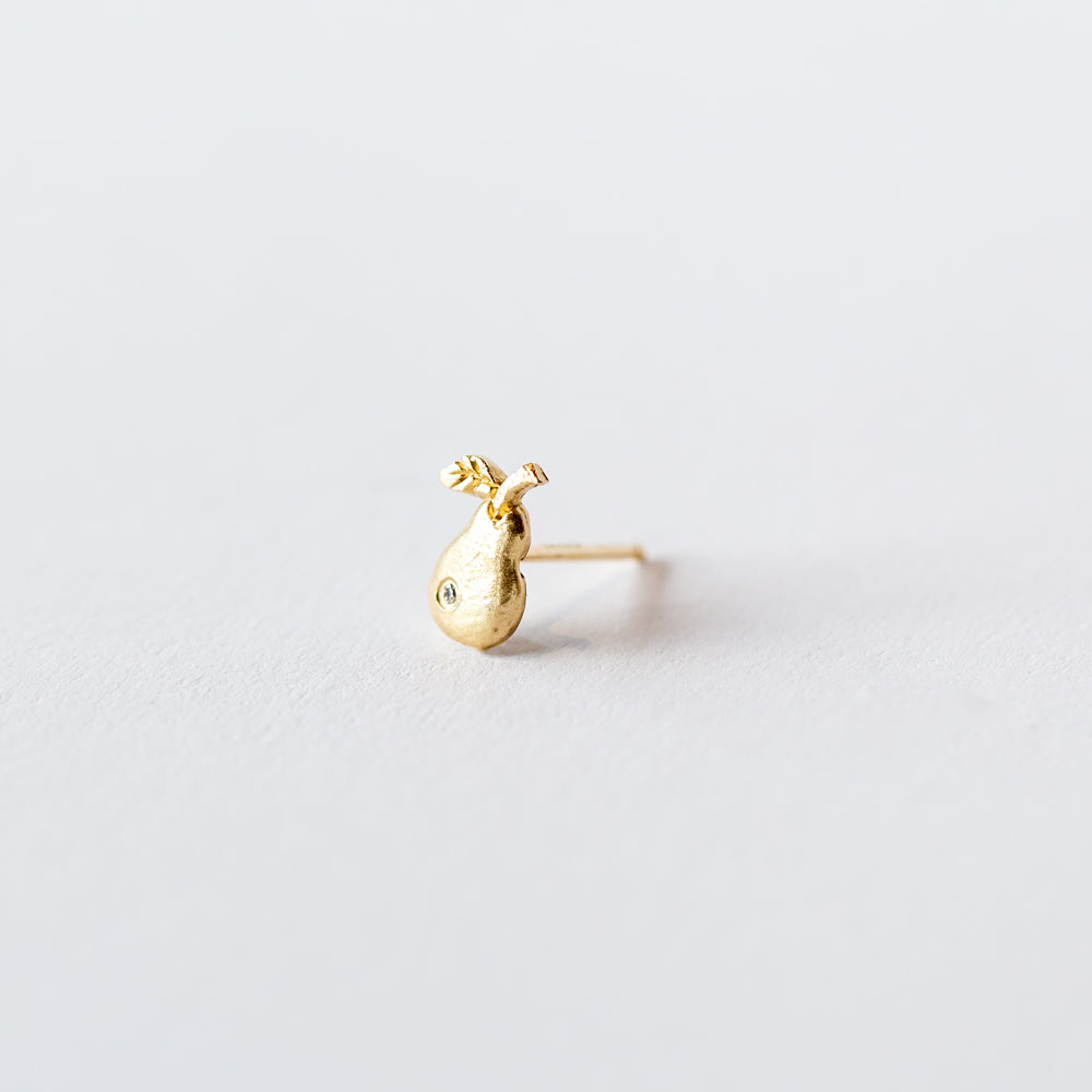 Victoria Cunningham | Pear Stud Earring with Diamond (Single)