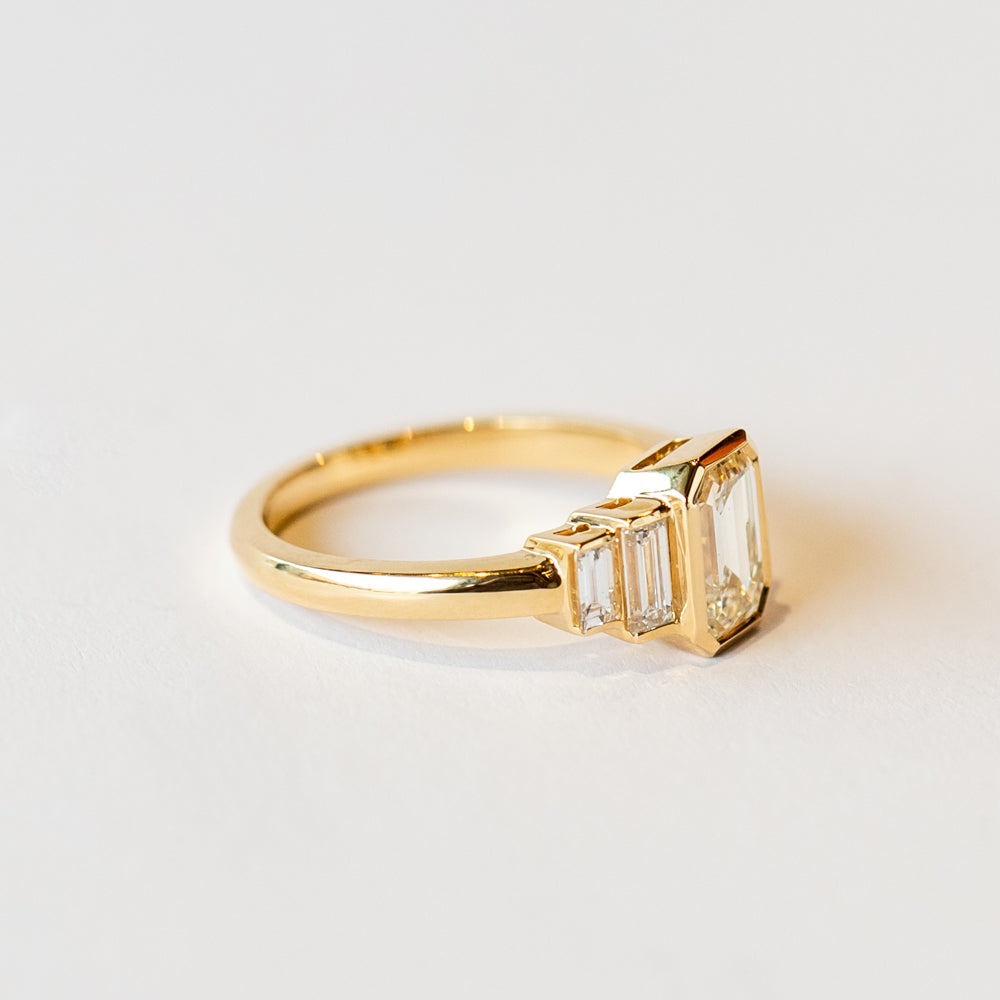 Single Stone | Caroline Ring