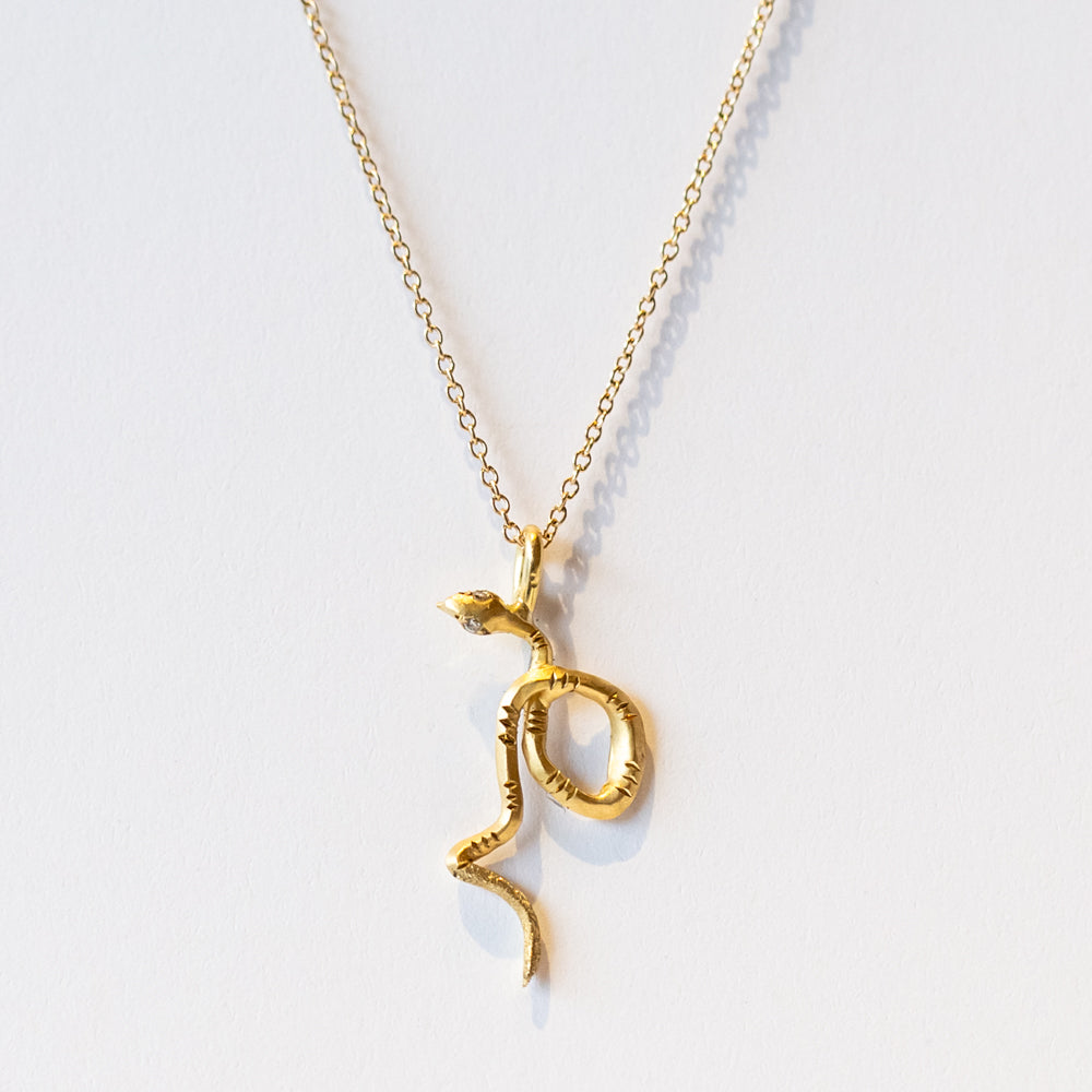 Engraved Diamond Eye Ecdysis Necklace