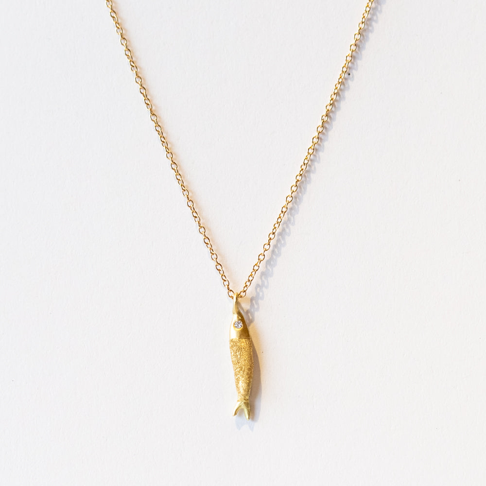 Sand Pesca Pendant Necklace