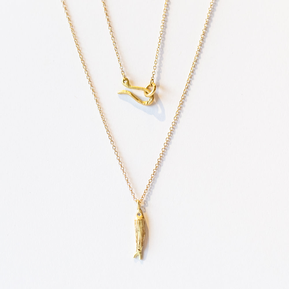 Striped Pesca Fish Necklace