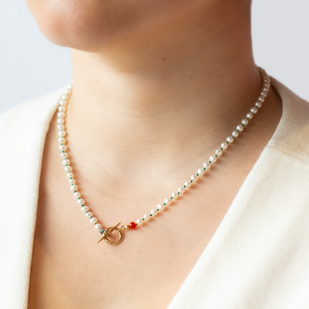 Large Round Pearl Toggle Necklace