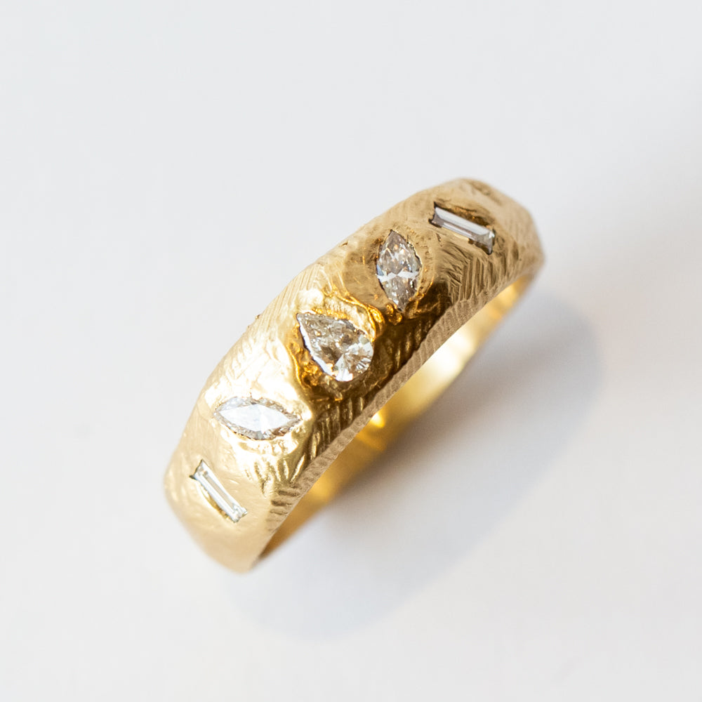 Mixed-Shape Tapered Diamond Band