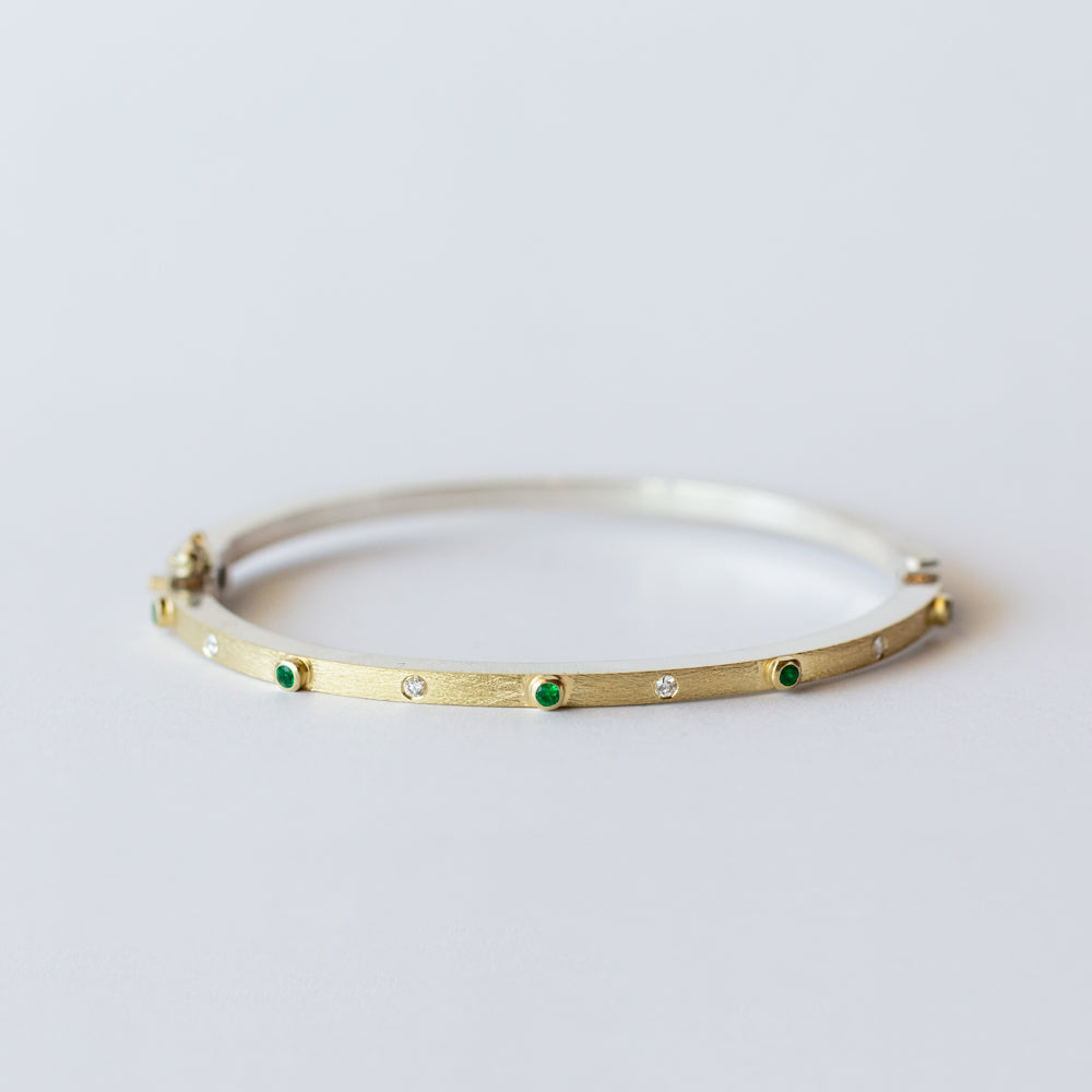 Junia 2.5mm Silver, Gold, Emerald and Diamond Bangle