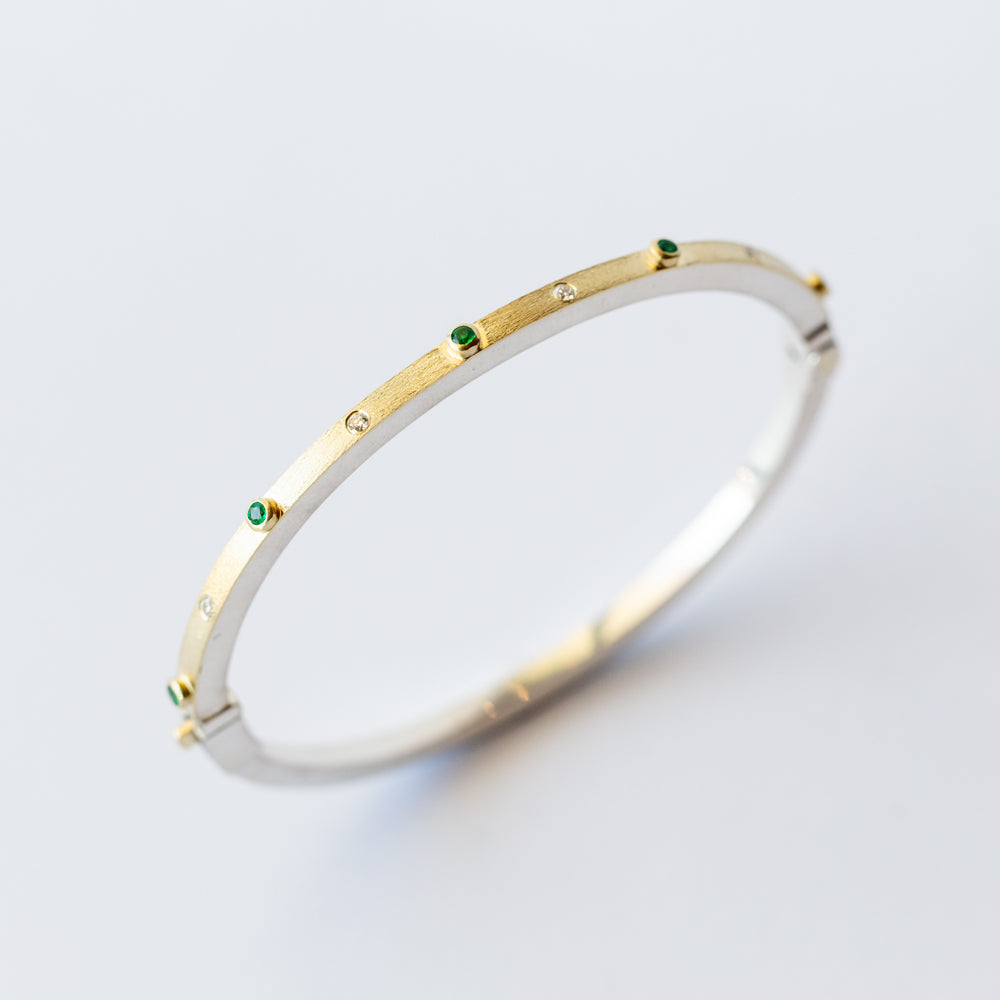 Junia 2.5mm Silver, Gold, Emerald and Diamond Bangle