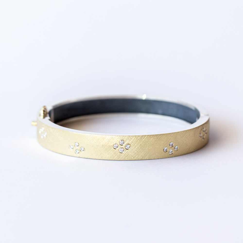 Shayna 8mm Diamond Bangle