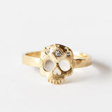 Victoria Cunningham | Skull Ring with Princess Cut Diamond