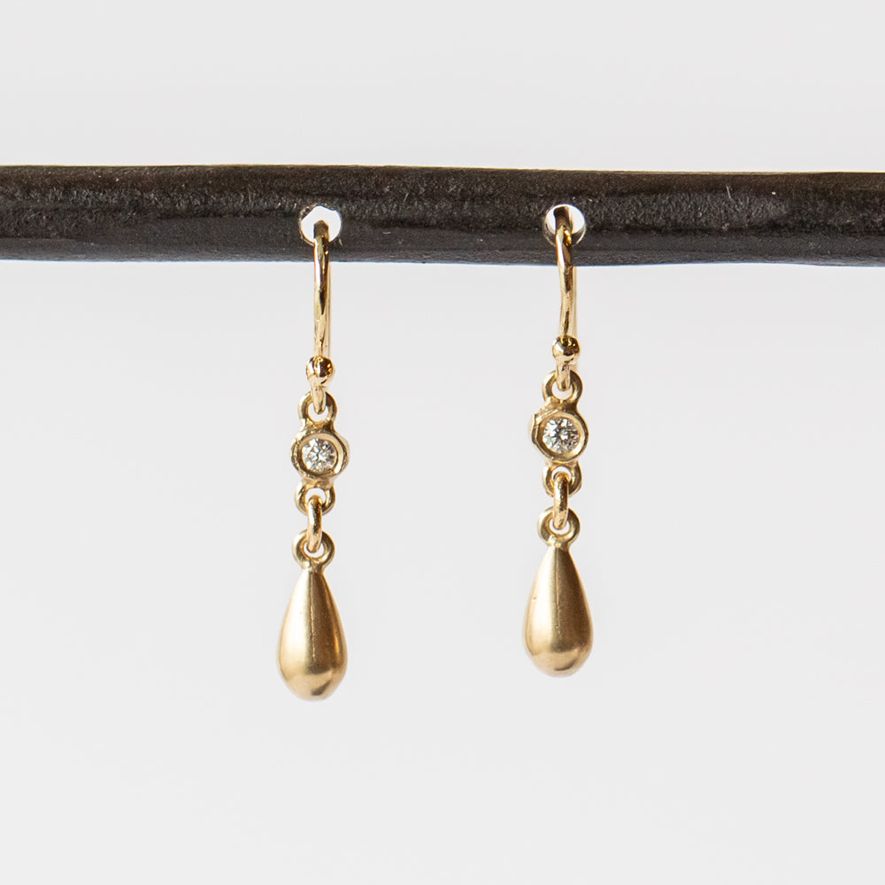Victoria Cunningham | Teardrop Diamond Drop Earrings