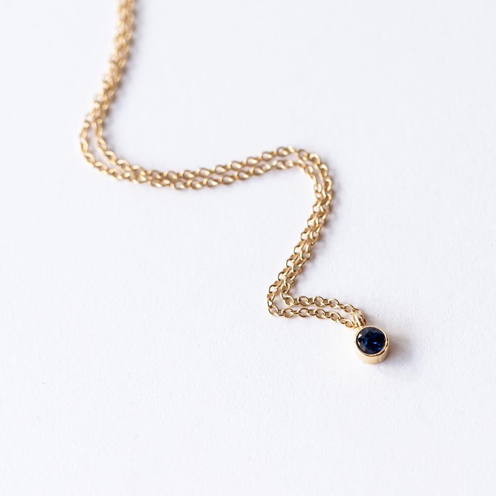 Zoe Chicco | Bezel Set Round Blue Sapphire Necklace