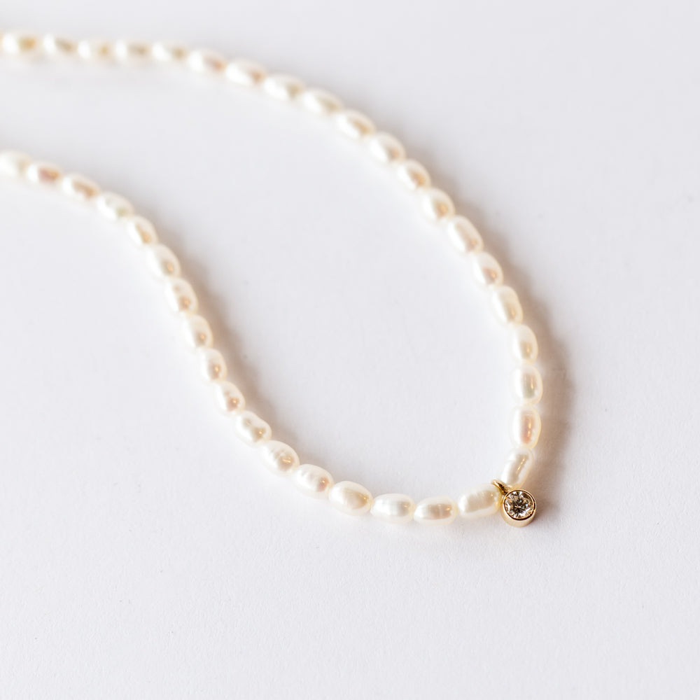 Zoe Chicco | Diamond Pendant Rice Pearl Necklace