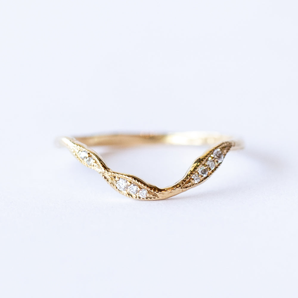 Lava Ribbon Ring