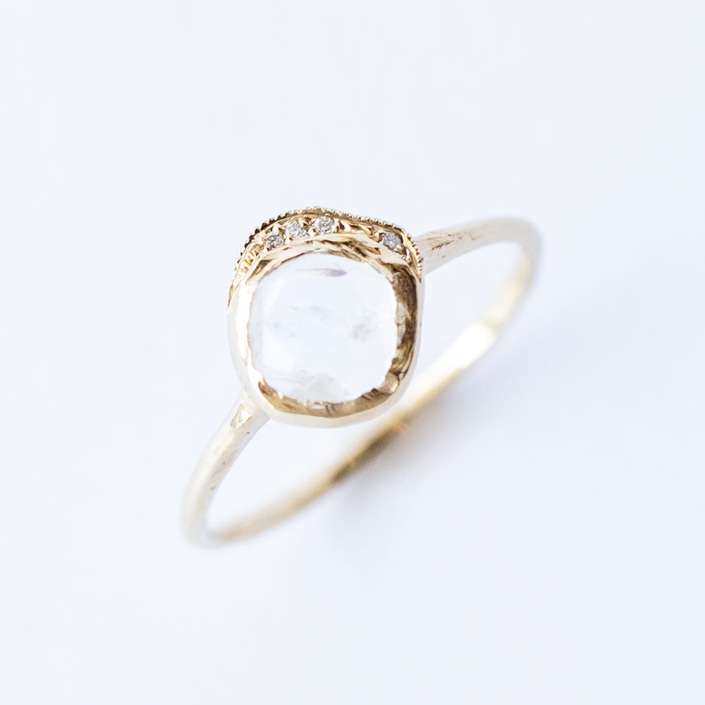 Mini Cove Moonstone Ring